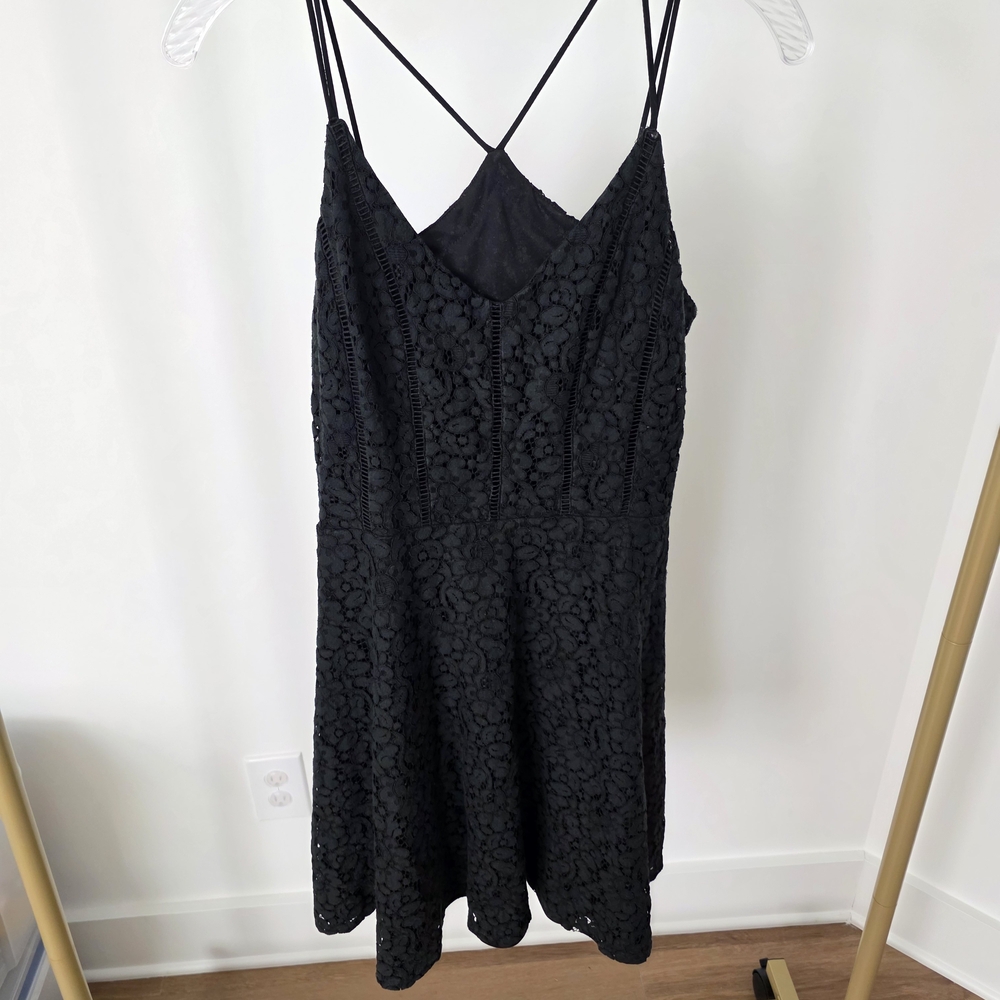 Soprano Black A-Line Lace Skater Dress In Size L - Picture 2 of 12
